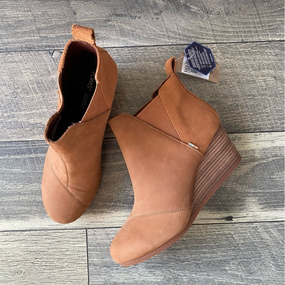 NWT Toms Suede Booties Kelsey Tan Oiled Nubuck Leather Wedges Classic Size 11 - Picture 3 of 15